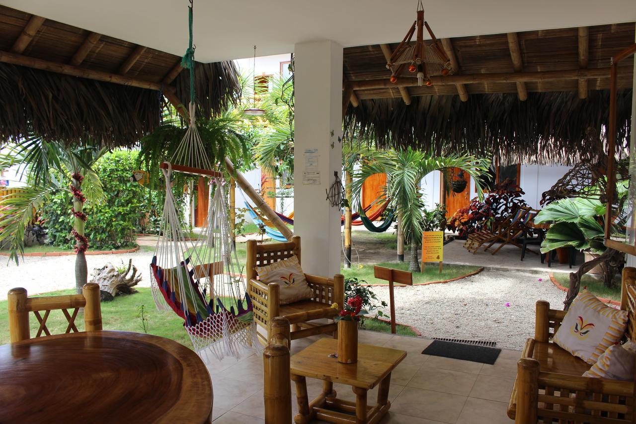 La Mariposa Hostal Олон Экстерьер фото