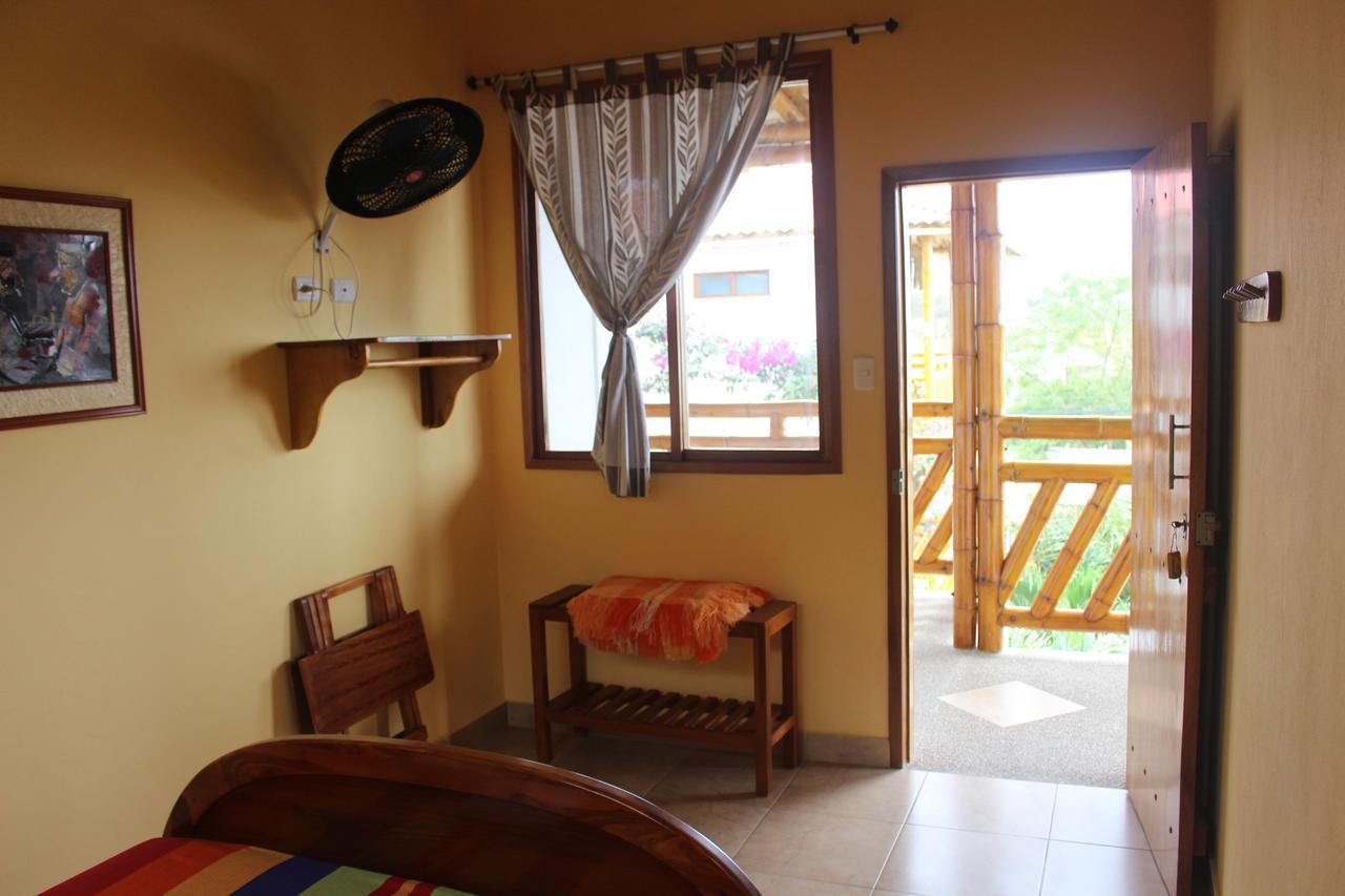La Mariposa Hostal Олон Экстерьер фото